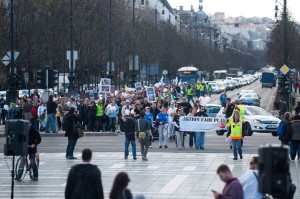 Állatvédõk demonstrációja Budapesten